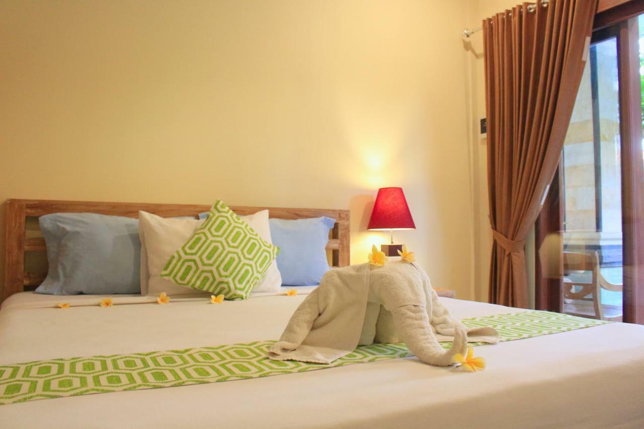 Cr Tris Rooms Seminyak Εξωτερικό φωτογραφία