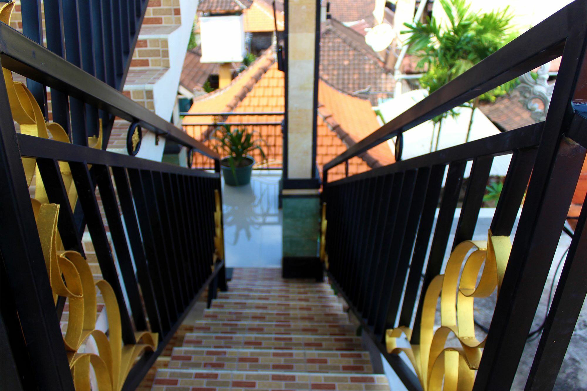 Cr Tris Rooms Seminyak Εξωτερικό φωτογραφία