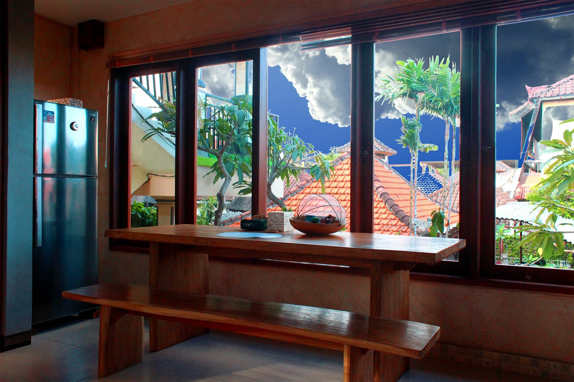 Cr Tris Rooms Seminyak Εξωτερικό φωτογραφία