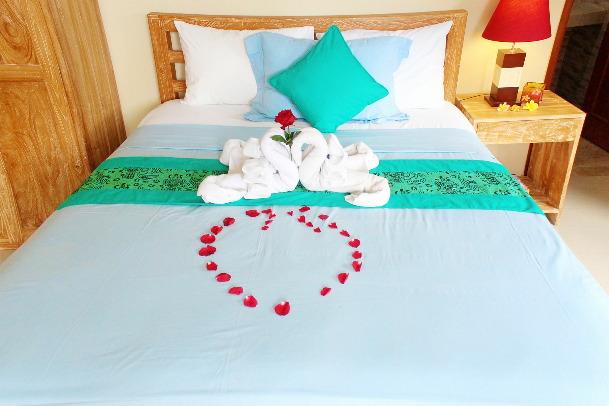 Cr Tris Rooms Seminyak Εξωτερικό φωτογραφία